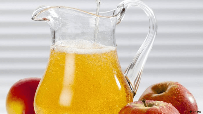 10 напитков для поддержания водного баланса, которые намного вкуснее, чем стакан воды
