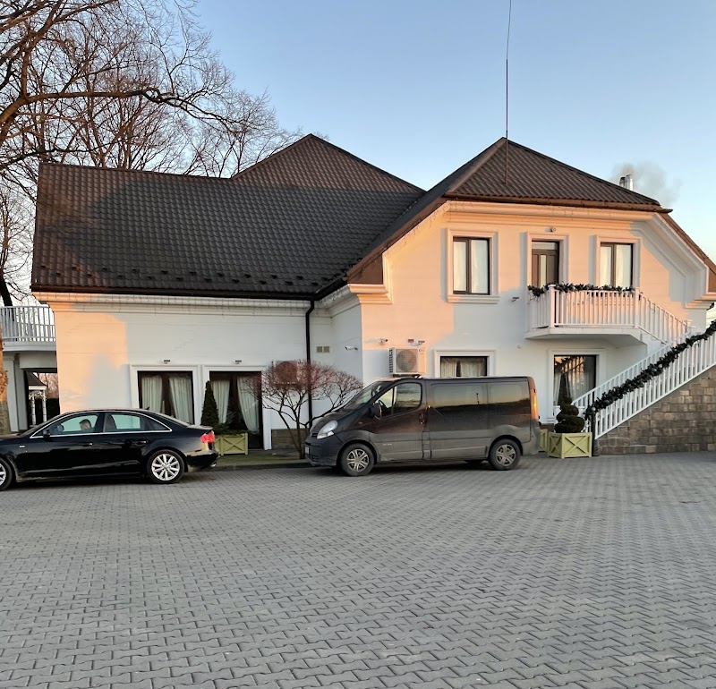 Білий дім — Restaurant