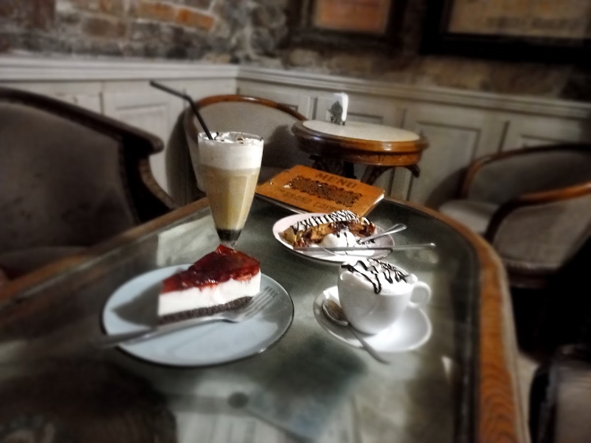 Grand Cafe — Cafe